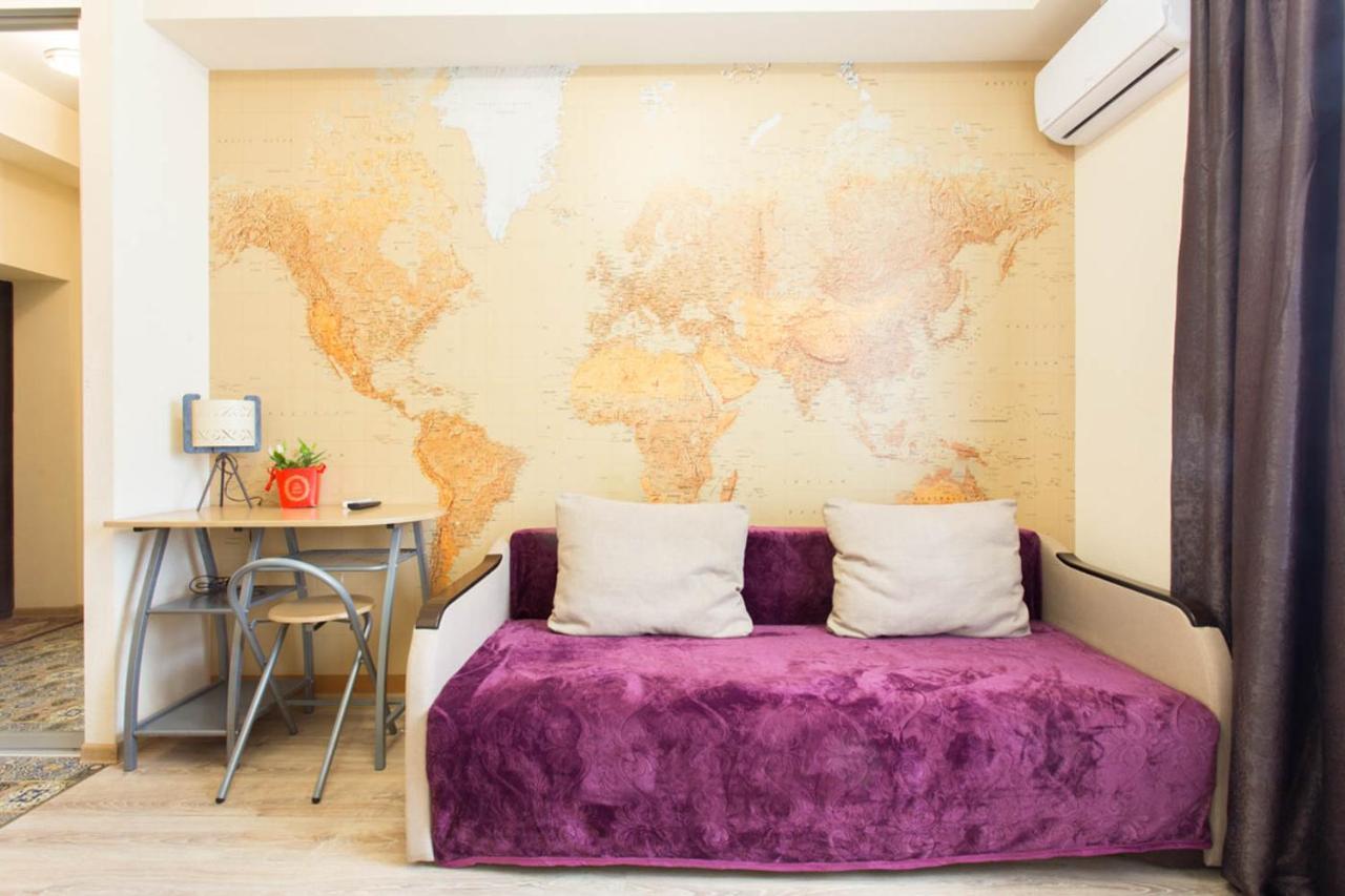 카리프 New Studio In The Center - Korolenka Str. 25/62 아파트 외부 사진