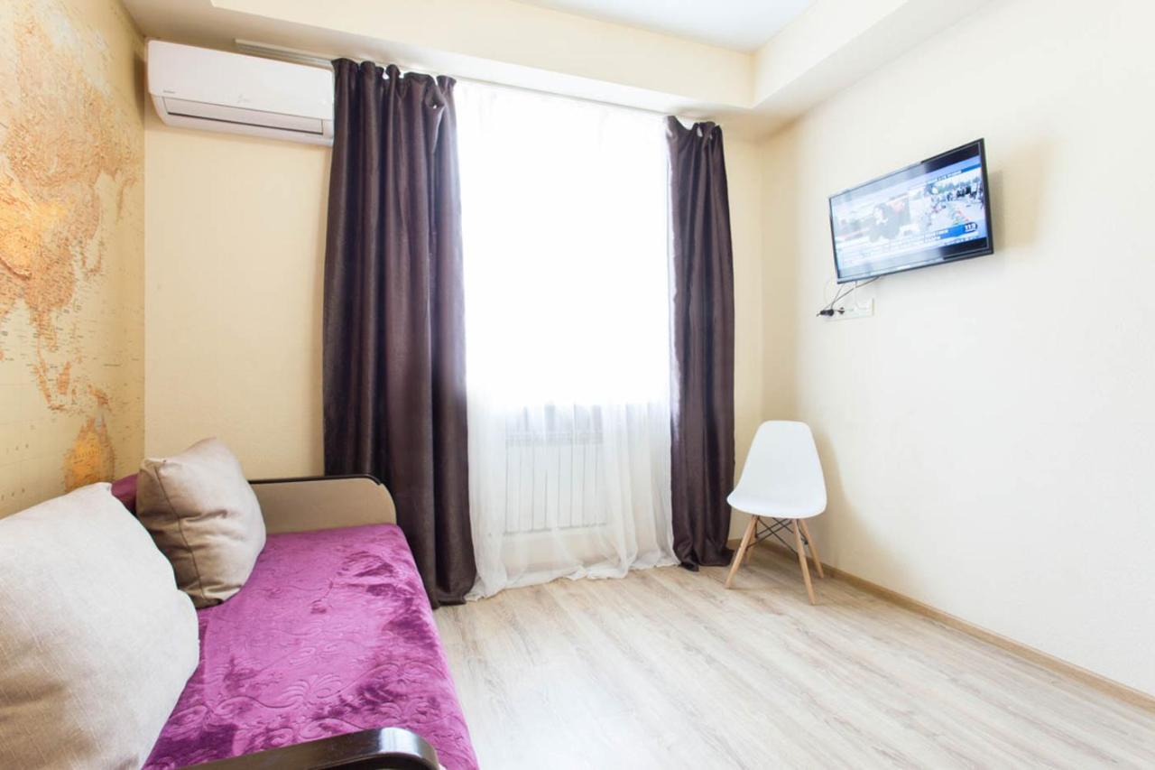 카리프 New Studio In The Center - Korolenka Str. 25/62 아파트 외부 사진